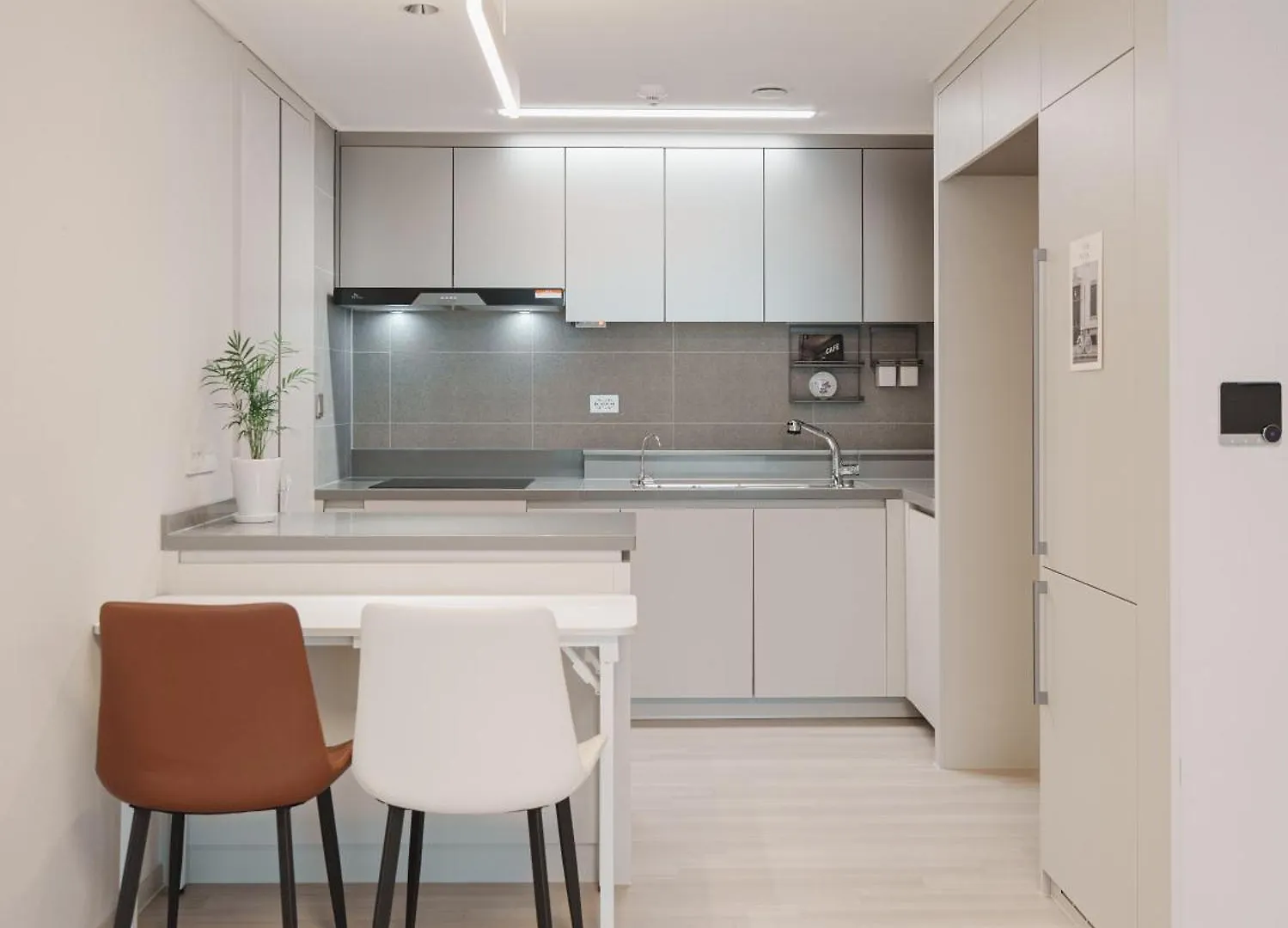 인천 인하대역 풀옵션 2룸 공항과 송도 가까운 고층 뷰가 멋진집 Apartment South Korea