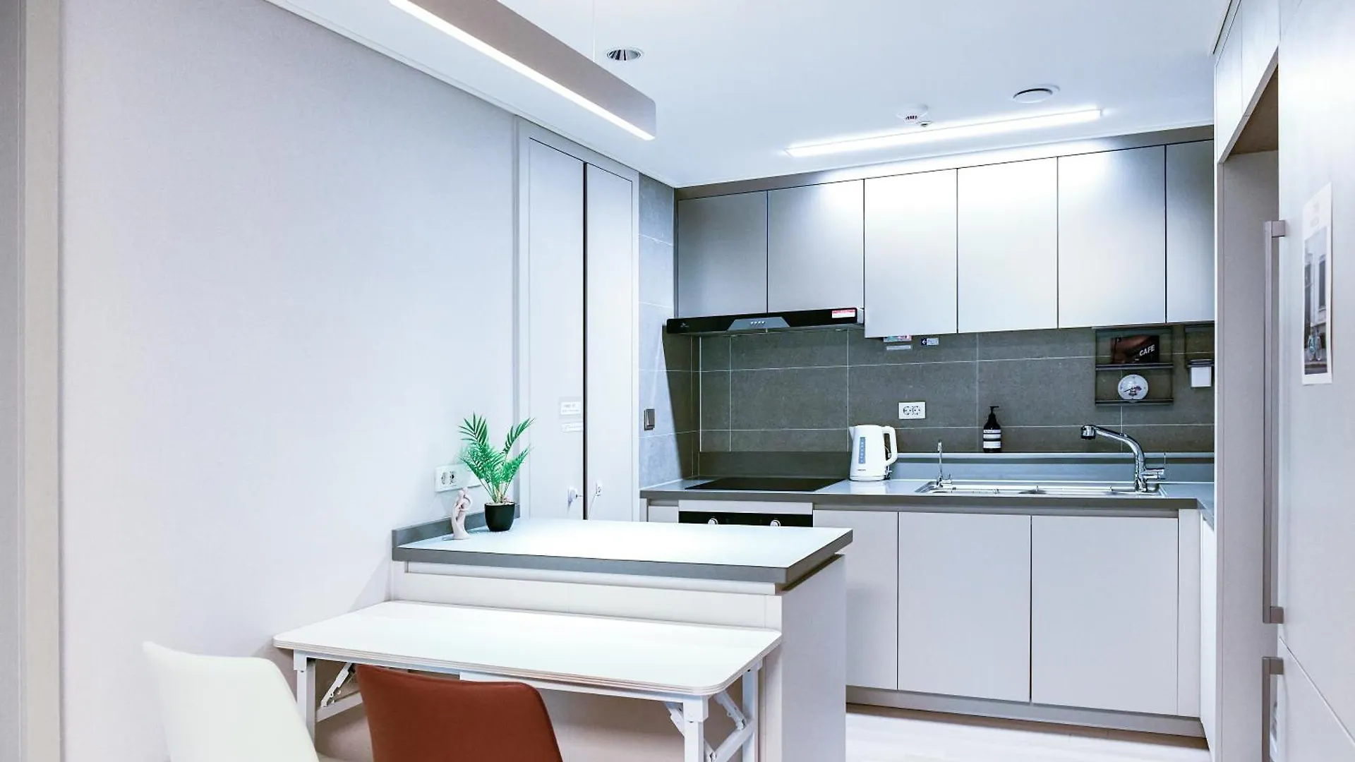 인천 인하대역 풀옵션 2룸 공항과 송도 가까운 고층 뷰가 멋진집 Apartment  Incheon